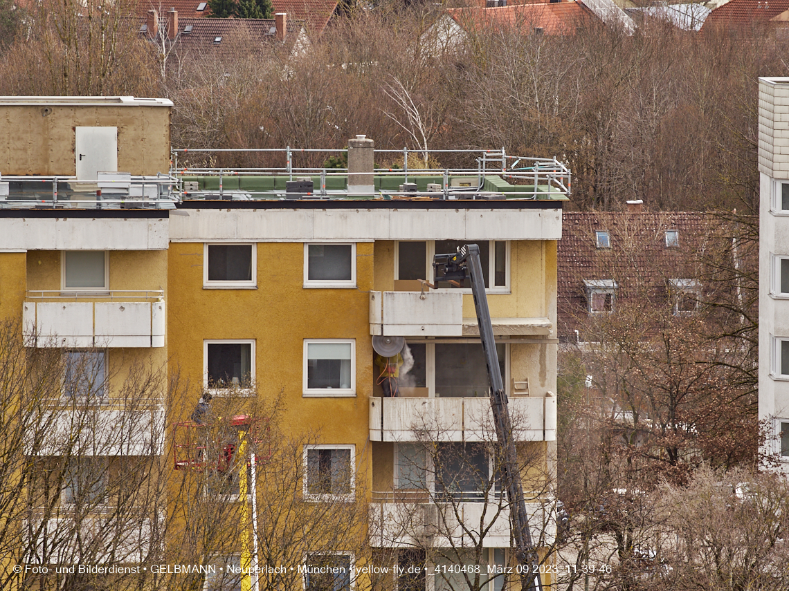 09.03.2023 - Fassadensanierung und Balkonentfernung am Karl-Marx-Ring 57c